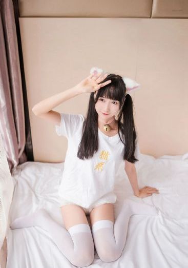 被男朋友吸吮胸60分钟视频