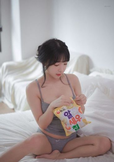 老师的丰满大乳奶