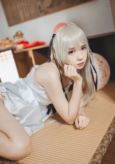 《只想爱你》电影