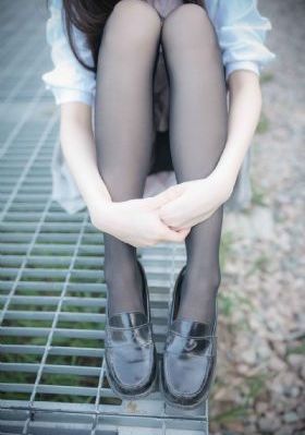 酒店服务生满天星法版免费观看