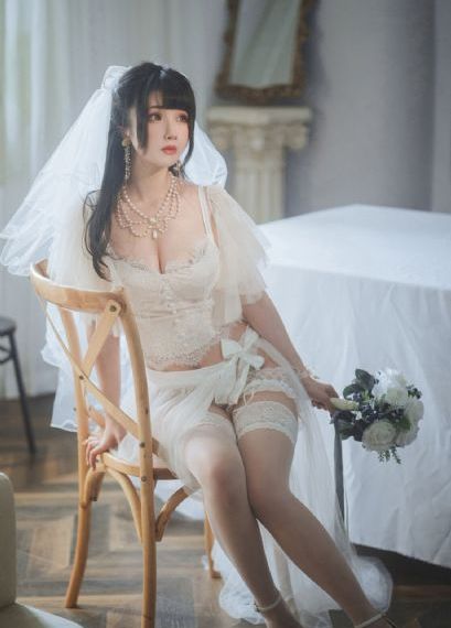 年轻的老婆3视频