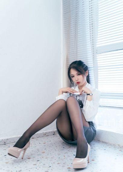 艳母献身记