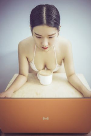 艳娃传在线