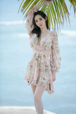 神秘感染2女主好漂亮啊