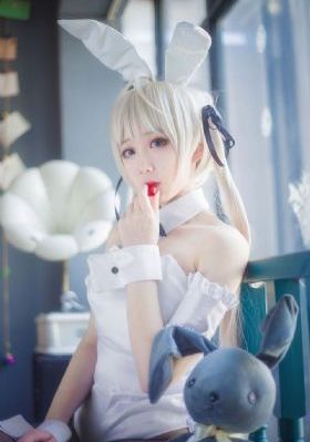 年轻的邻居女教师3